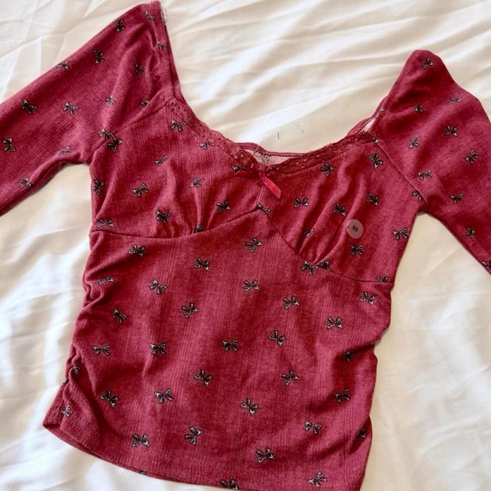 Aeropostale Y2K Burgundy Bow Print Lace Trim Long Sleeve Top XS